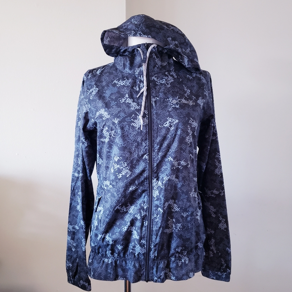 COLUMBIA Womens Camo Rain Shell W/Peplum  Hem - Grey Tones - XS